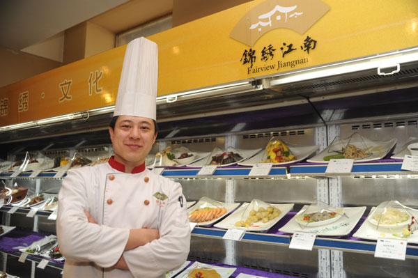 �������¶������ѧУ�ܳ�ѧ��