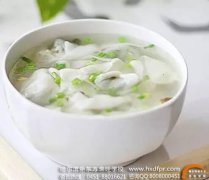 传递微光·汇聚星海|哈尔滨新东方志愿者在行动:校园有我,请放心!