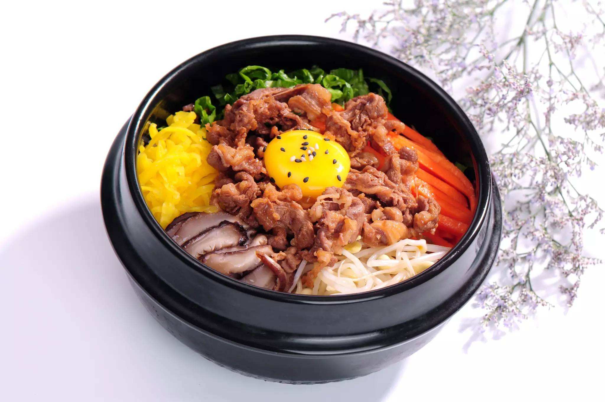 石锅拌饭 石锅拌饭