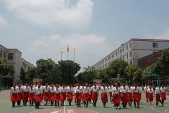 ������ѧ��ʦȥ����ѧ�ȽϺã�