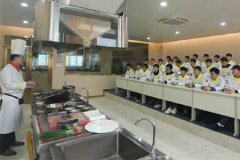 ��ʦ��ѵѧУѧ�Ѷ���Ǯ