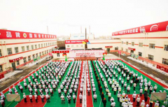 ѡ���ʦ��ѵѧУ�����ǵ��̺�ʵ��  ���ںܶ���