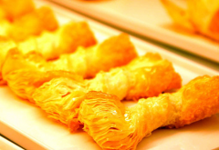 ������������ѵѧУ�ļҺã�